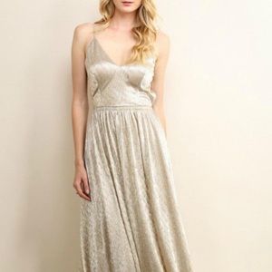 NWT Soieblu Gold Shimmer Backless Maxi Dress